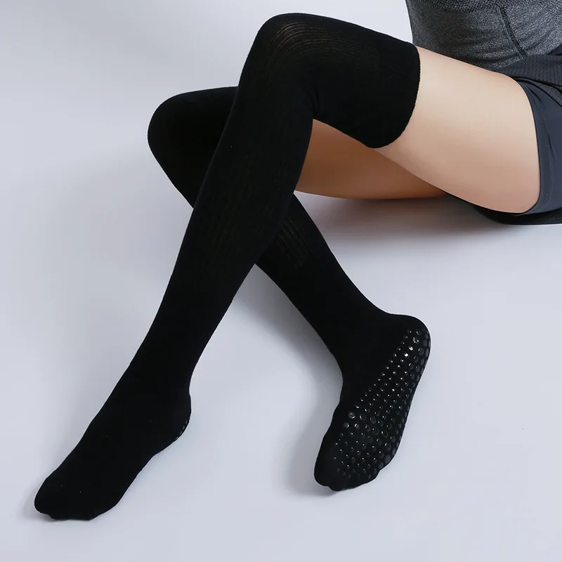 Calcetines de Yoga de tubo largo para mujer, calcetines antideslizantes de algodón para Fitness, Pilates, calcetines de Ballet para baile, calcetines deportivos cálidos para gimnasio para niñas y mujeres