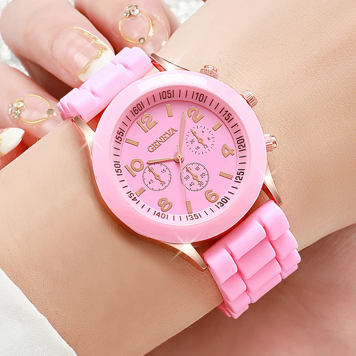 5 piezas de relojes para mujer, conjunto de reloj de cuarzo analógico con banda de silicona a la moda (sin caja)