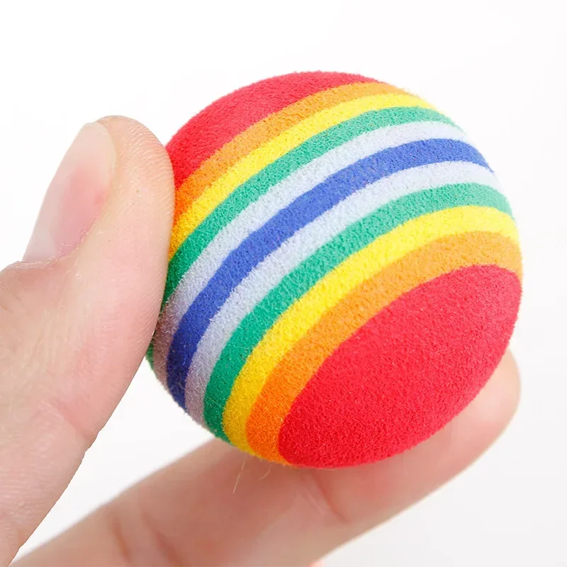 Pelota de juguete EVA de arcoíris para gatos, juego interactivo para perros y gatos, sonajero para masticar, pelota de EVA para rascar, pelotas de entrenamiento, suministros de juguetes para mascotas