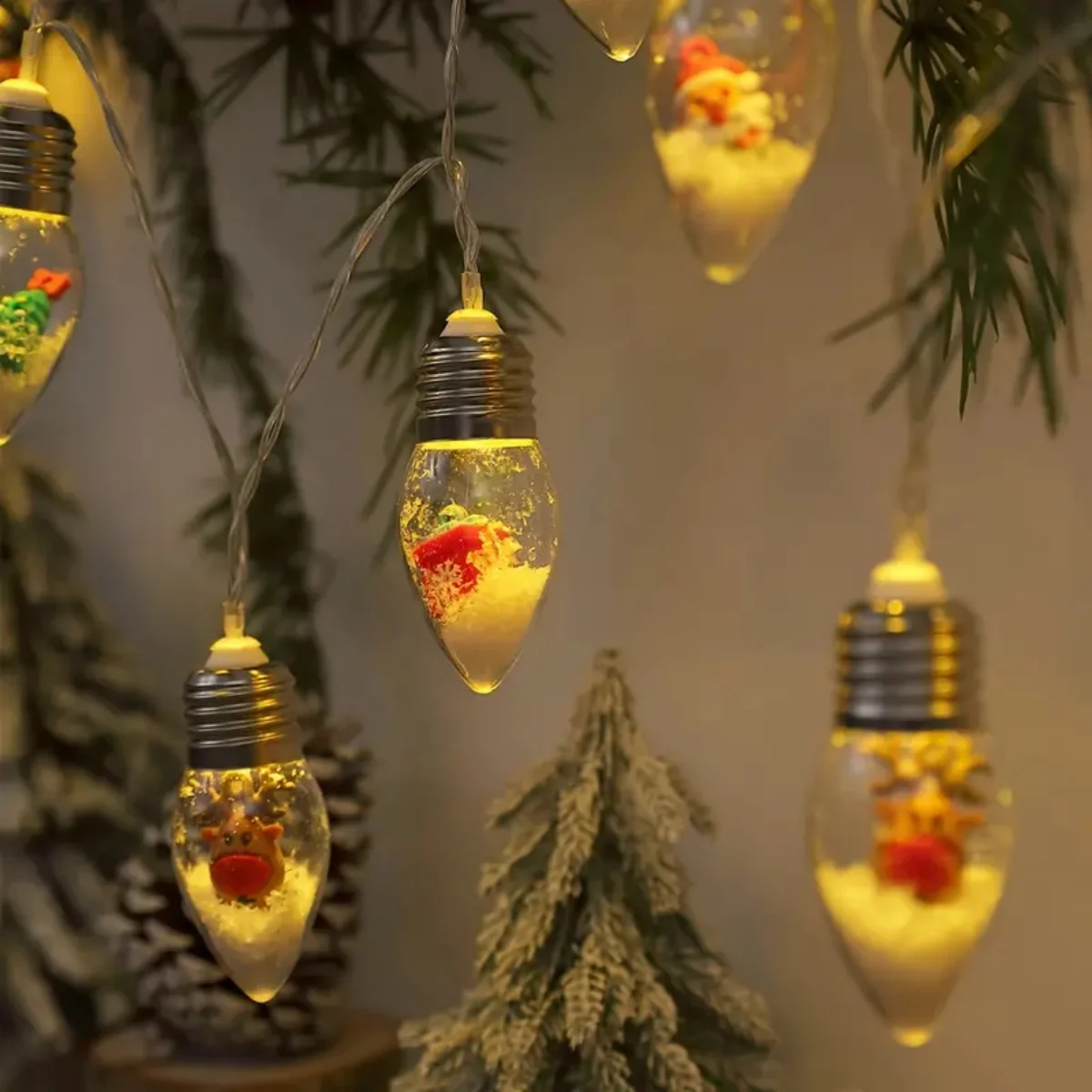 1pc10/20 LED bola de nieve de Navidad bombilla transparente luces de cadena con Navidad Santa Claus muñeco de nieve árbol regalos mezcla de luz alimentada por batería