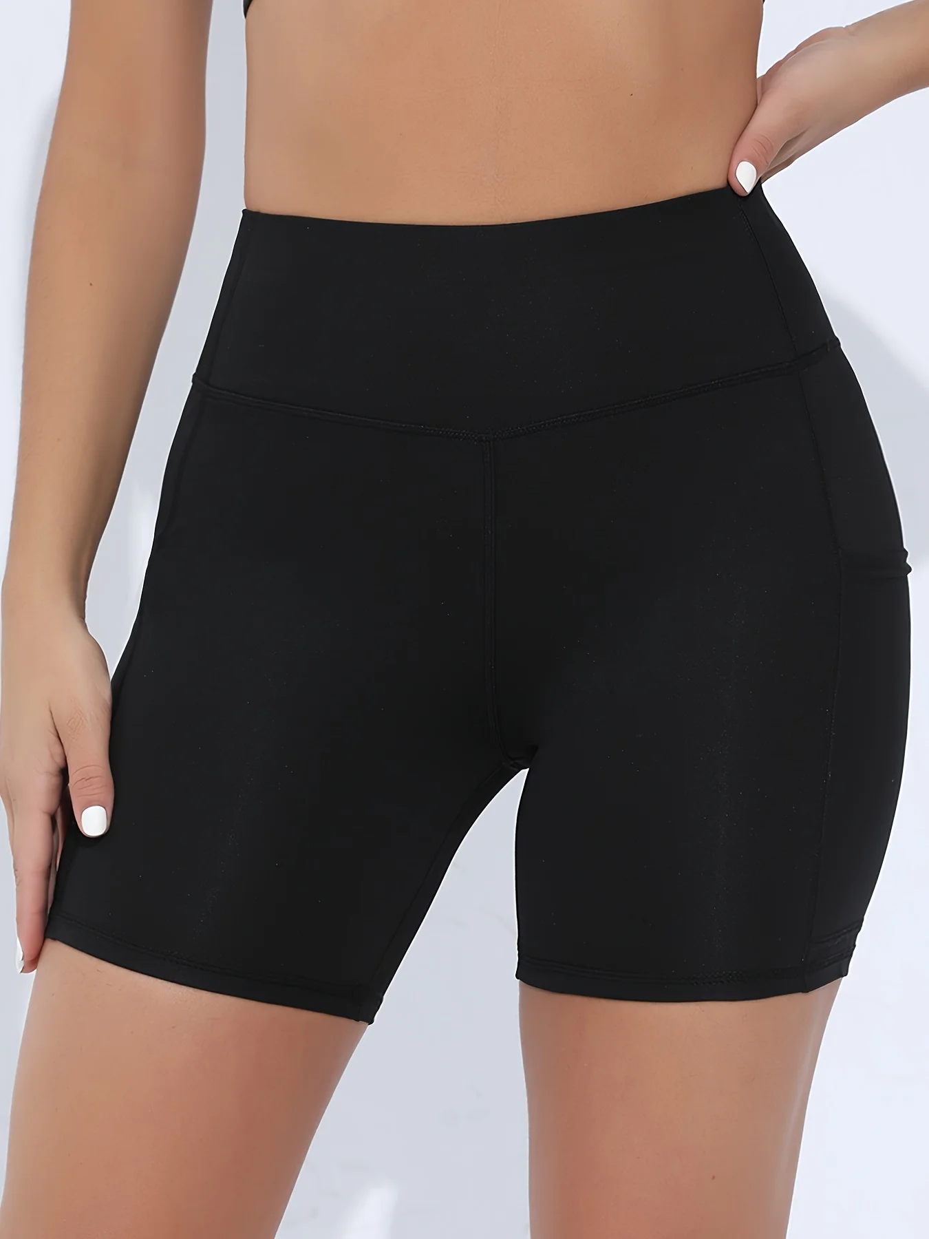 Pantalones cortos de yoga de cintura alta de malla con bolsillo Pantalones cortos de ejercicio para mujer