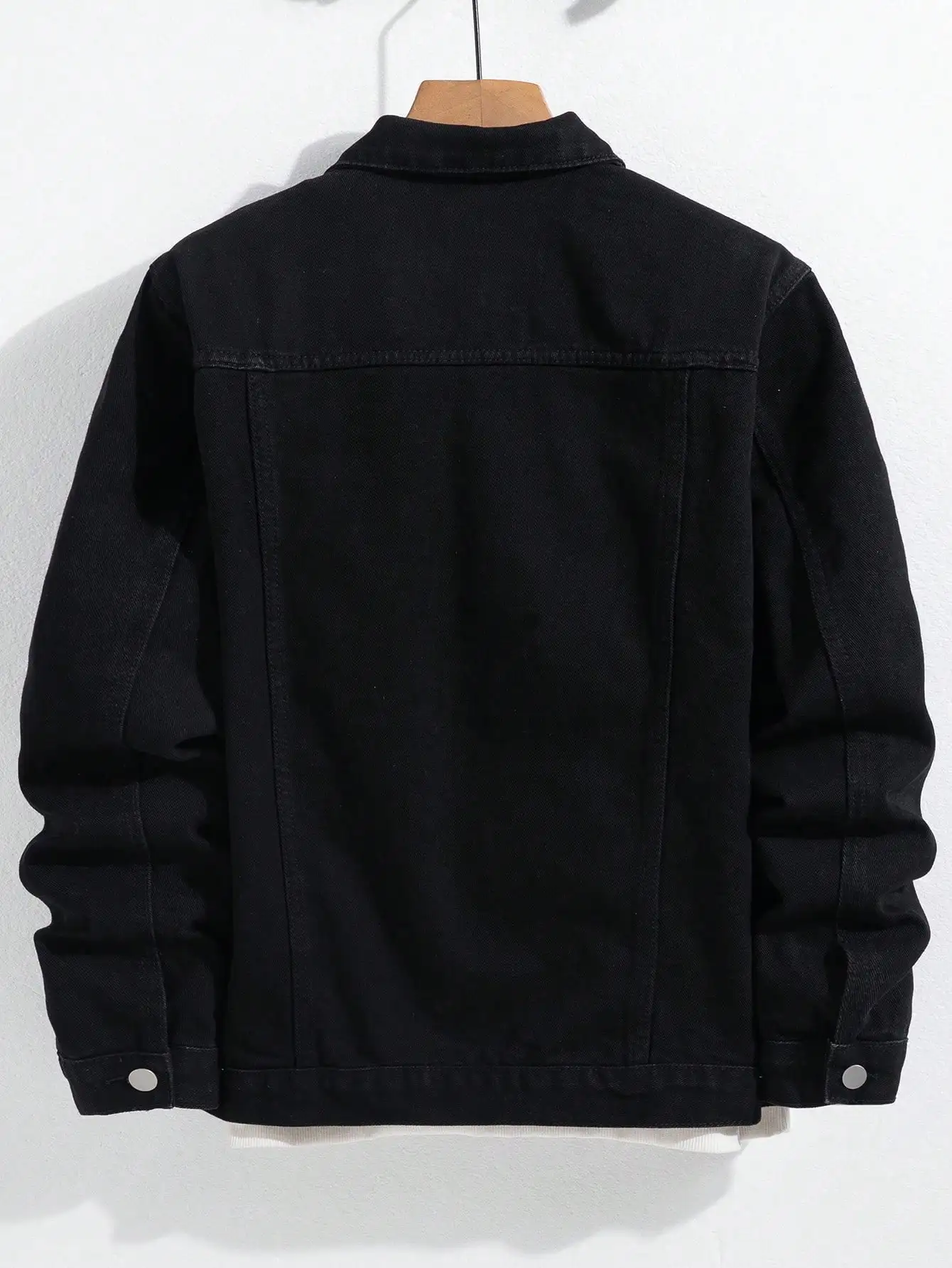 Chaqueta vaquera para hombre, ideal para primavera y otoño. Abrigo minimalista negro. Casual diario. Estilo moderno y a la última.