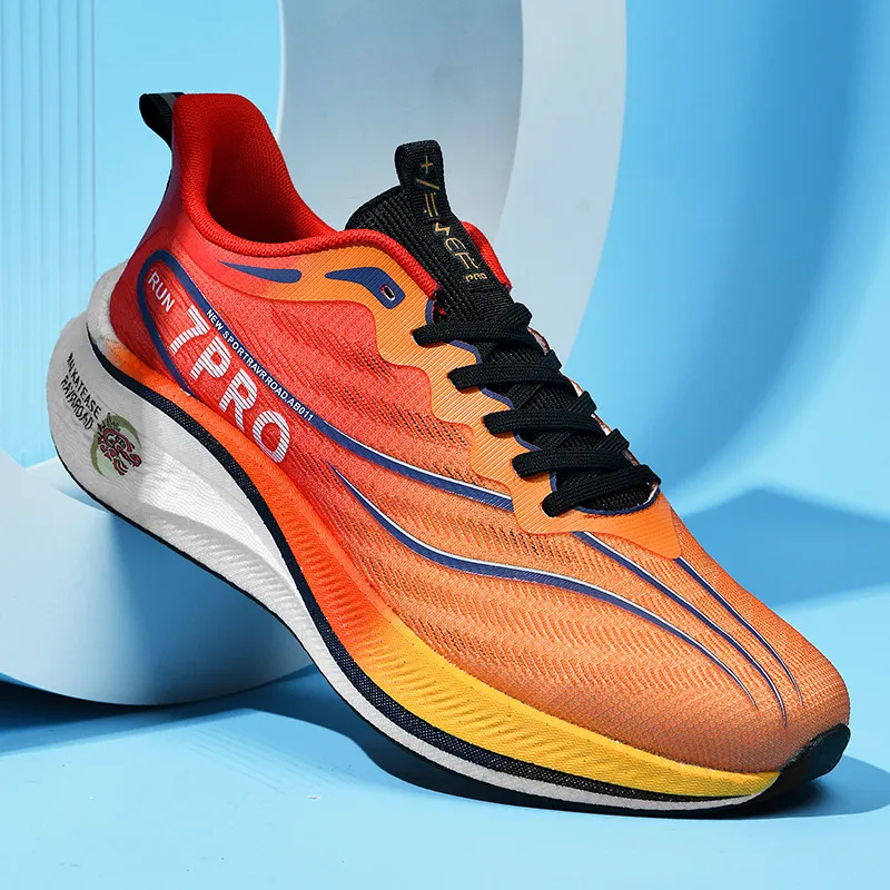 Zapatillas de correr de verano para hombre, nuevas zapatillas profesionales de entrenamiento deportivo con placa de carbono, zapatillas de tenis antideslizantes y absorbentes de golpes para exteriores