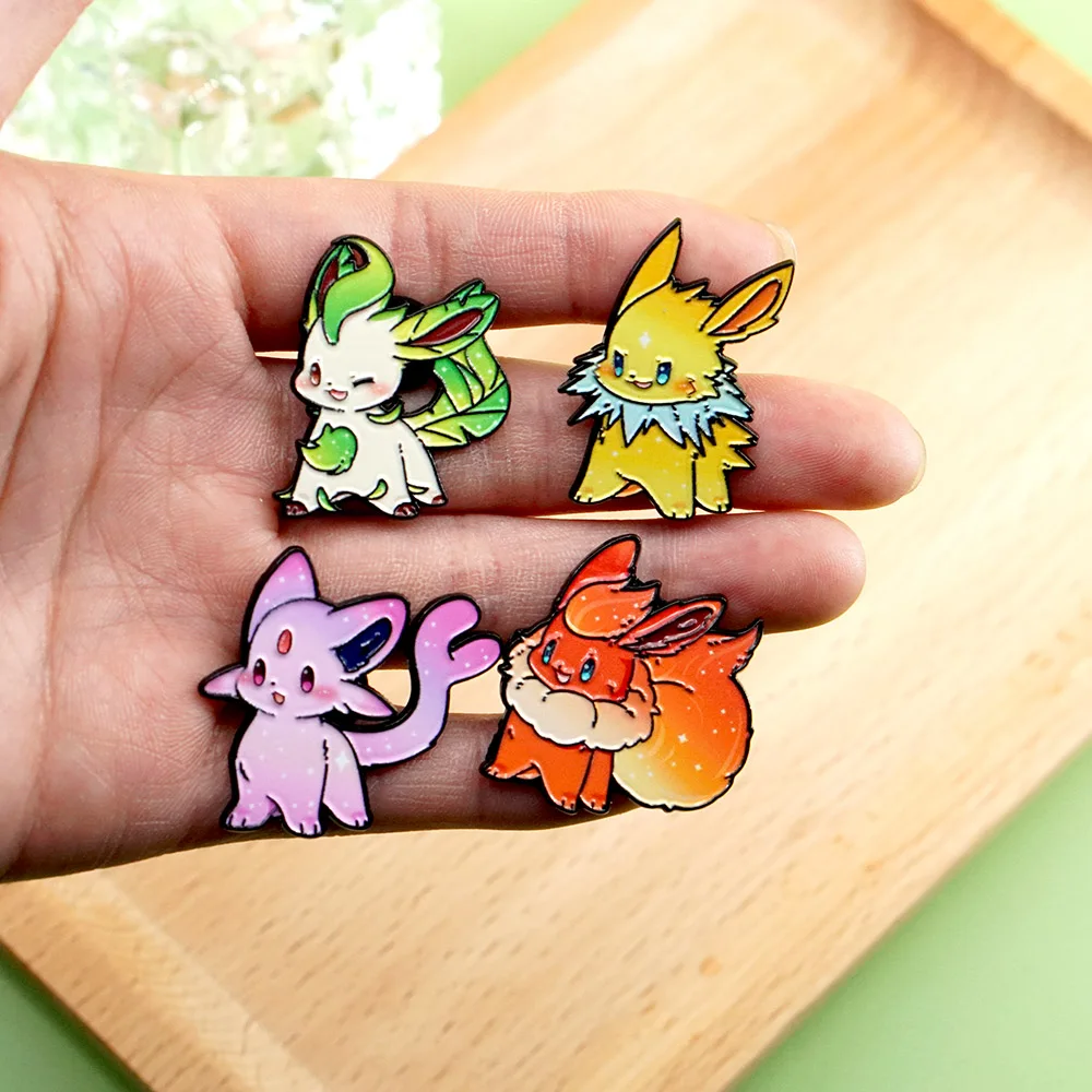 Set de 9 Broches Esmaltados de Anime Pokémon Eevee, Monstruos Élficos, Animales de Moda, Broches de Solapa para Mujer, Joyería de Regalo Festivo