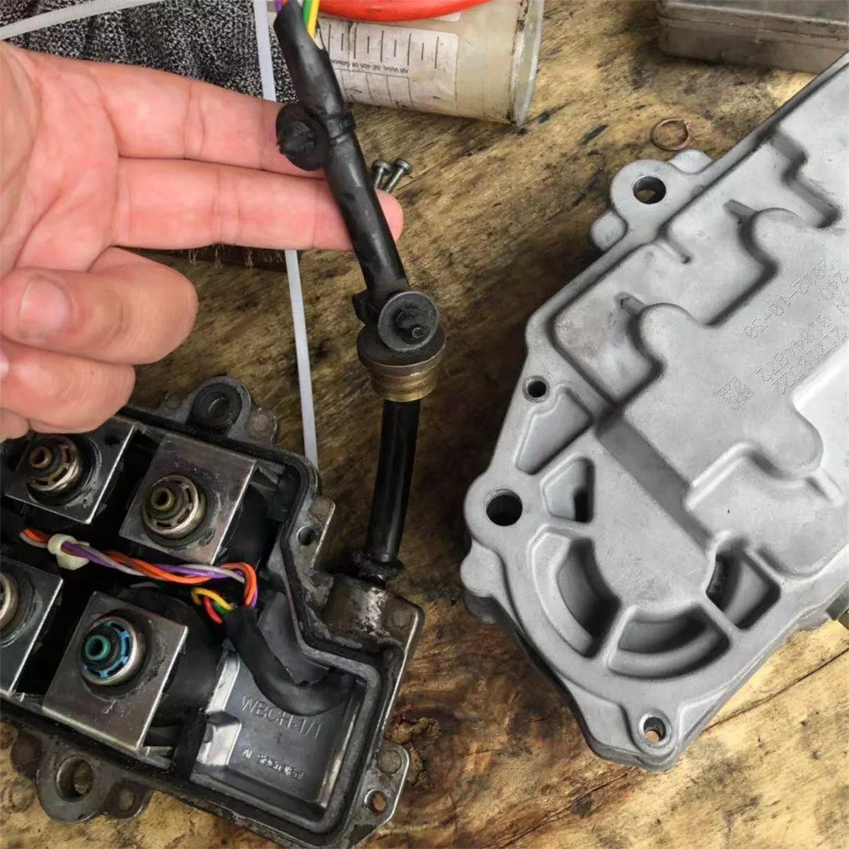 Kit de reparación de válvula solenoide de caja de cambios, piezas de repuesto para camiones Volvo VOE 22327063, 1
