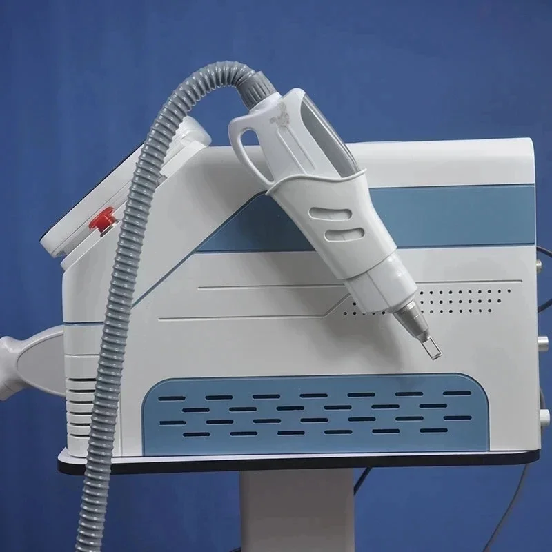 Máquina Láser Portátil de Picosegundos 1064nm 532nm para Eliminar Tatuajes, Láser Nd:YAG Q-Switched