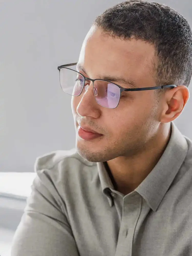 Gafas de Sol Cuadradas sin Tornillos para Hombre, Diseño de Marca, Ultraligeras (7.5g), Montura de Acero Delgada, Gafas de Negocios