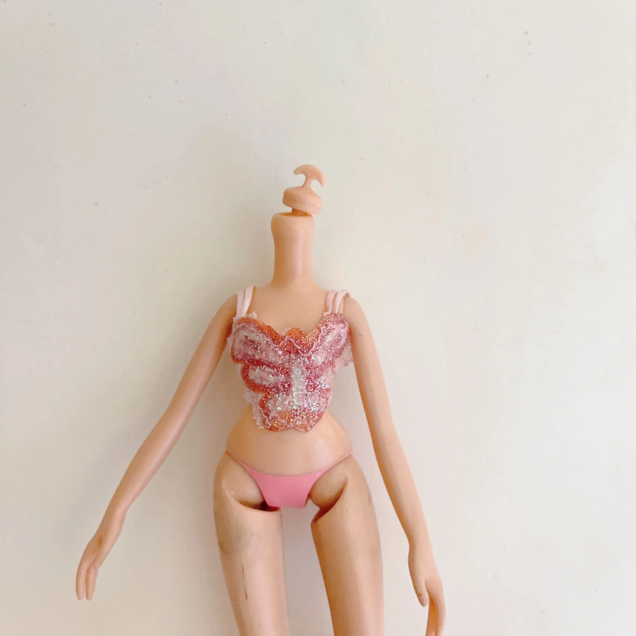 Una variedad de ropa, tops, camisa para muñeca Bratz, muñeca Monsterse High, muñeca de 30cm, muñeca moderna