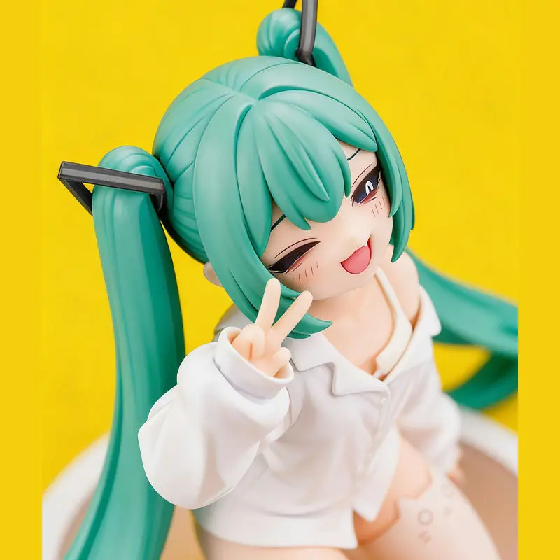 Figura de Anime Hatsune Miku, Modelo GK, Chica Hermosa con Pijama Blanco, Estatua Coleccionable, Adorno de Escritorio para Adultos, Colección de Anime