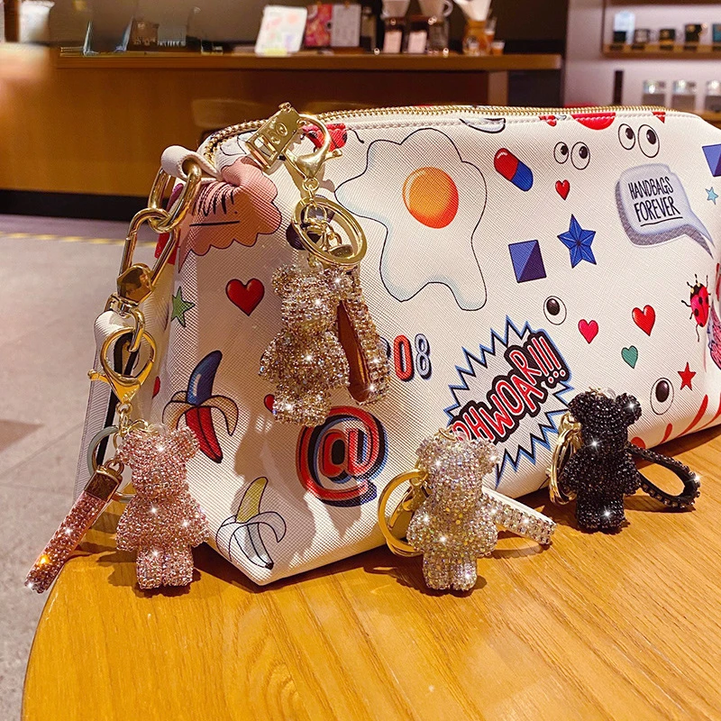 Lindo llavero de oso con borlas de diamantes de imitación, llavero de pareja, decoración para niña, colgante pequeño, llavero de coche, colgante para bolso de estudiante