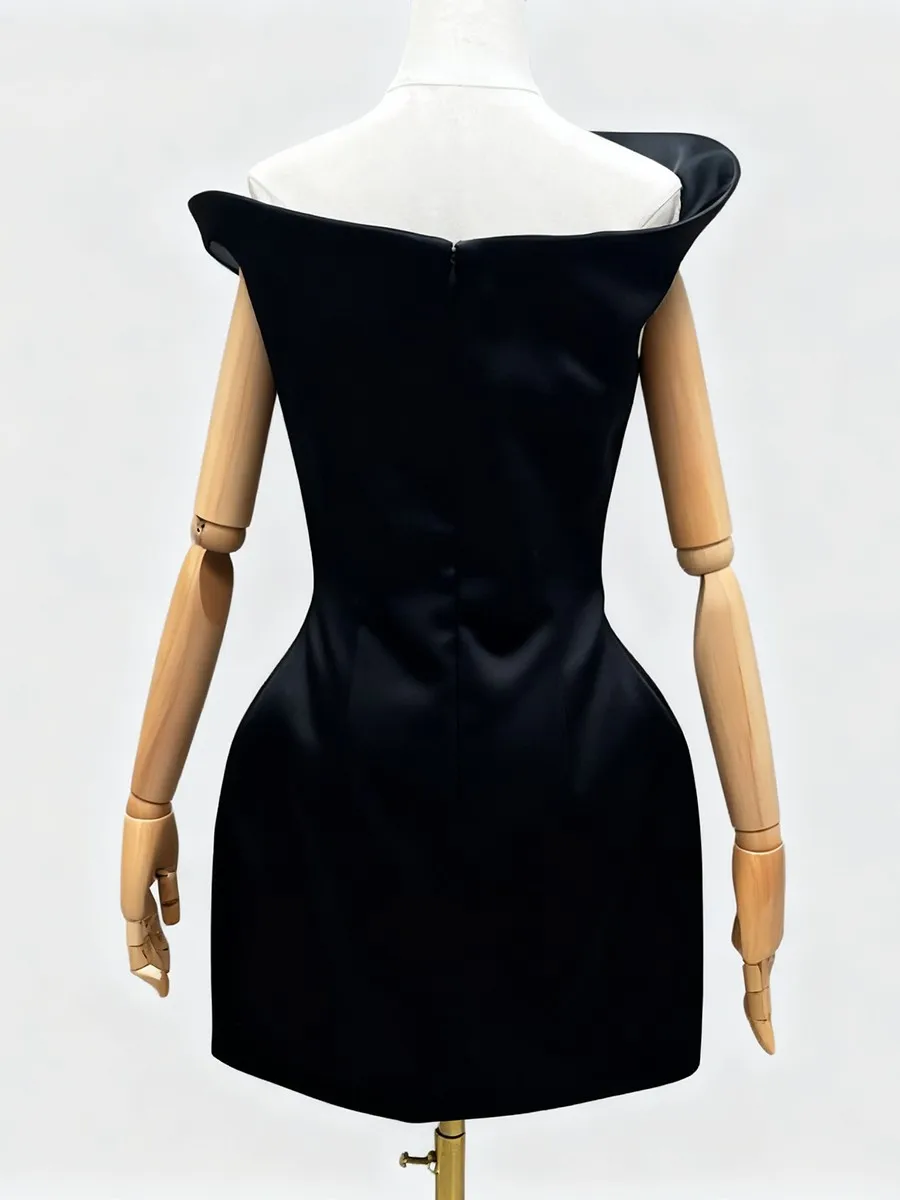 TWOTWINSTYLE, vestidos minimalistas adelgazantes lisos para mujer, cuello oblicuo, hombros descubiertos, diseño de túnica, Mini vestido con sentido, ropa femenina