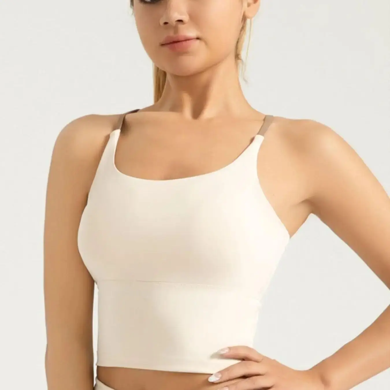 Chaleco deportivo desnudo con franjas de color de alta belleza con alta elasticidad y cojín para el pecho, sujetador de yoga, sujetador de fitness para mujer