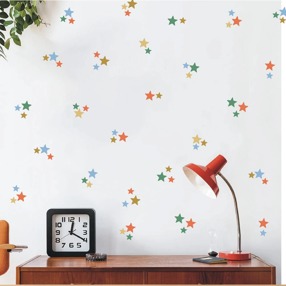 Wild Earth - Pegatinas de pared con estrellas coloridas, pegatina de tela extraíble, calcomanía de pared con estrellas, para decoración de paredes del hogar, dormitorio, sala de juegos