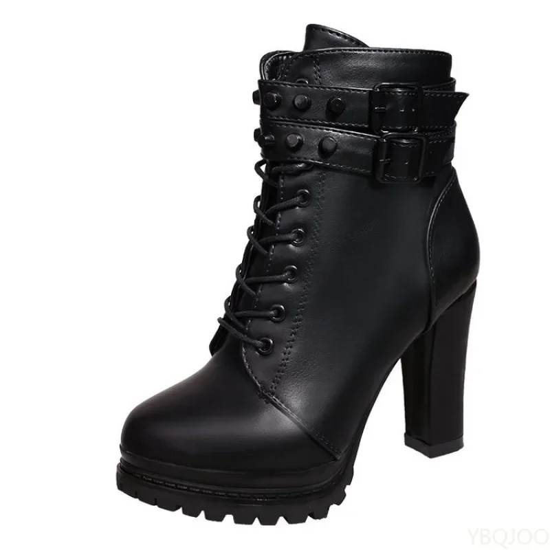 Nuevos zapatos de mujer versátiles a la moda de primavera y verano, botas cortas de encaje con cabeza redonda y bordado minimalista Retro, botas para mujer