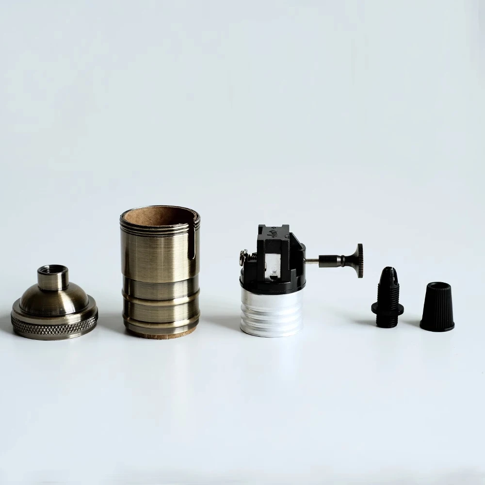 Portalámparas Vintage Edison E26 E27, Base de bombilla de tornillo, luz de aluminio 110V 220V, enchufe Industrial Retro, portalámparas colgante