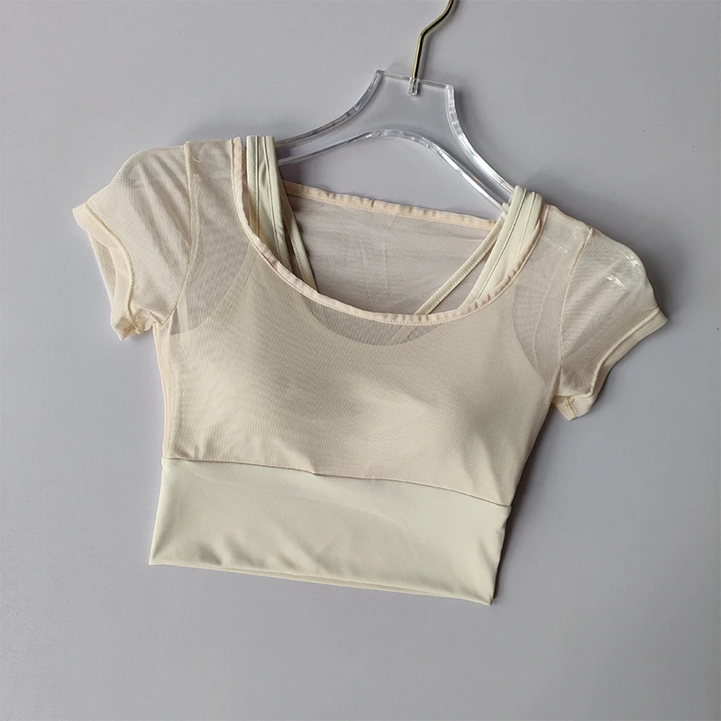 Traje de entrenamiento de Pilates para mujer, traje de Yoga con cojín para el pecho, Top de secado rápido, sensación de alta gama, deportes de manga corta, transpirable