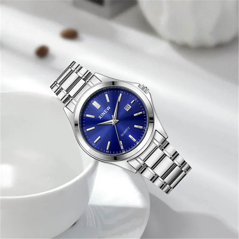 Relojes genuinos de marca XINEW para hombres, moda informal para estudiantes, banda completa de acero inoxidable, reloj de pulsera de cuarzo con fecha Simple, reloj Vintage plateado