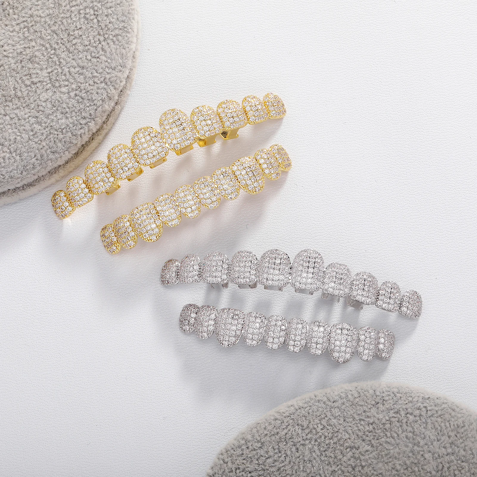 TOPGRILLZ Iced Out 10 parte superior y 10 parte inferior 5A CZ piedras dientes Grillz Punk rapero 14K chapado en oro tapas de dientes de circón para joyería bucal