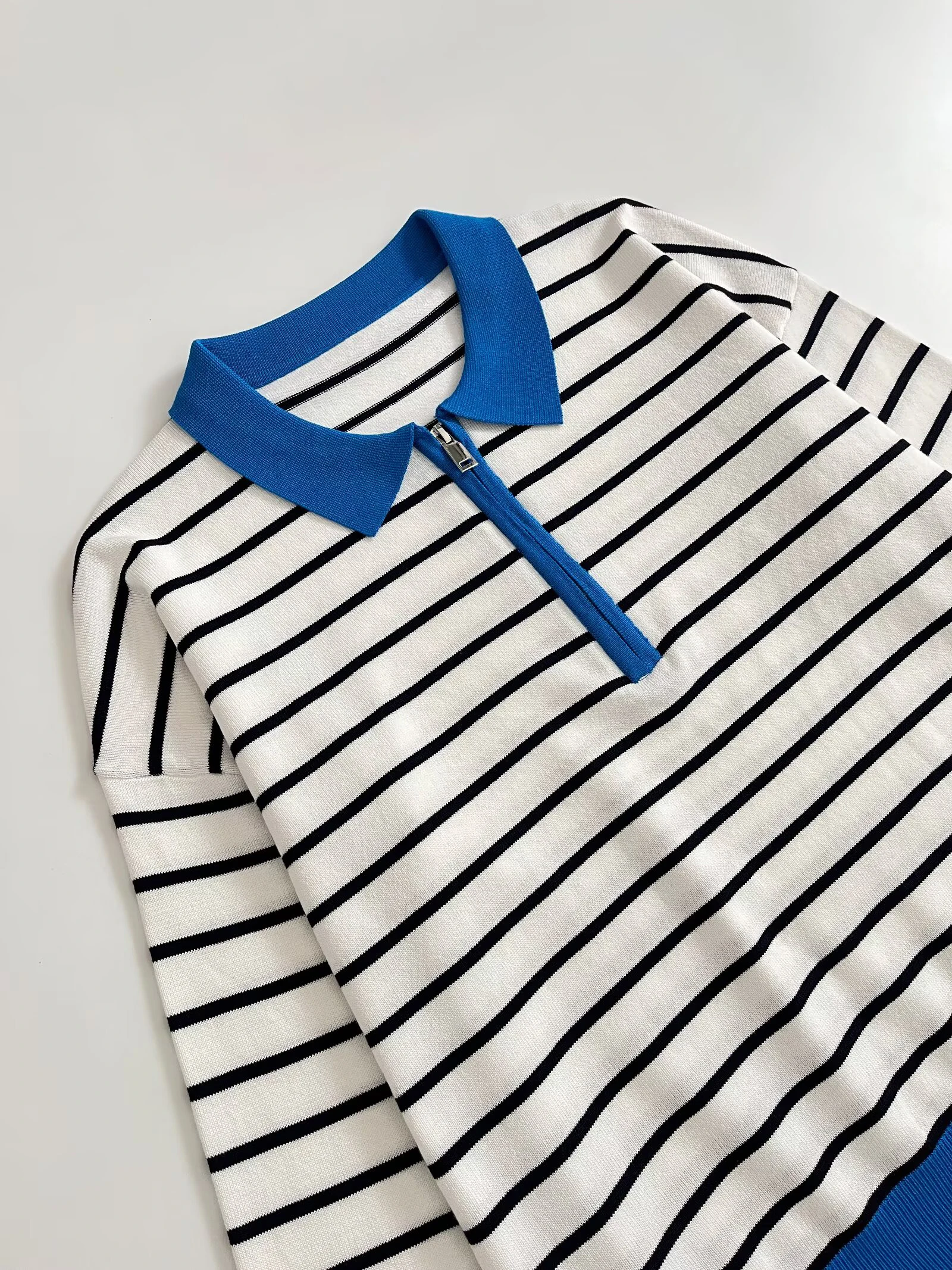 ZERAINS-suéter de punto de manga larga con cuello tipo POLO y media cremallera a rayas, estilo minimalista retro francés, top para mujer