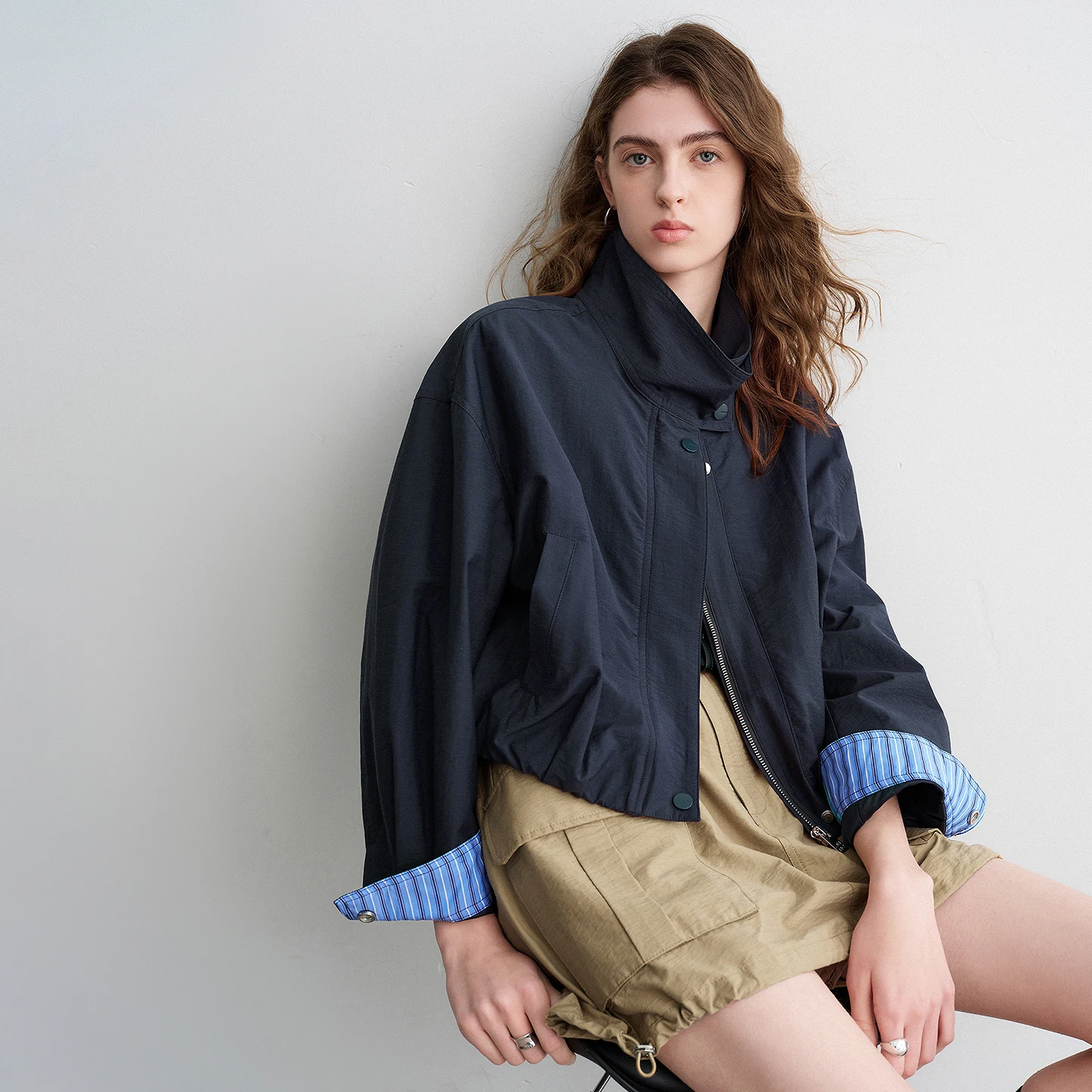 TOYOUTH Chaquetas de algodón flameado para mujer primavera 2026 nueva silueta recortada de tulipán puño a rayas-tops con cuello levantado