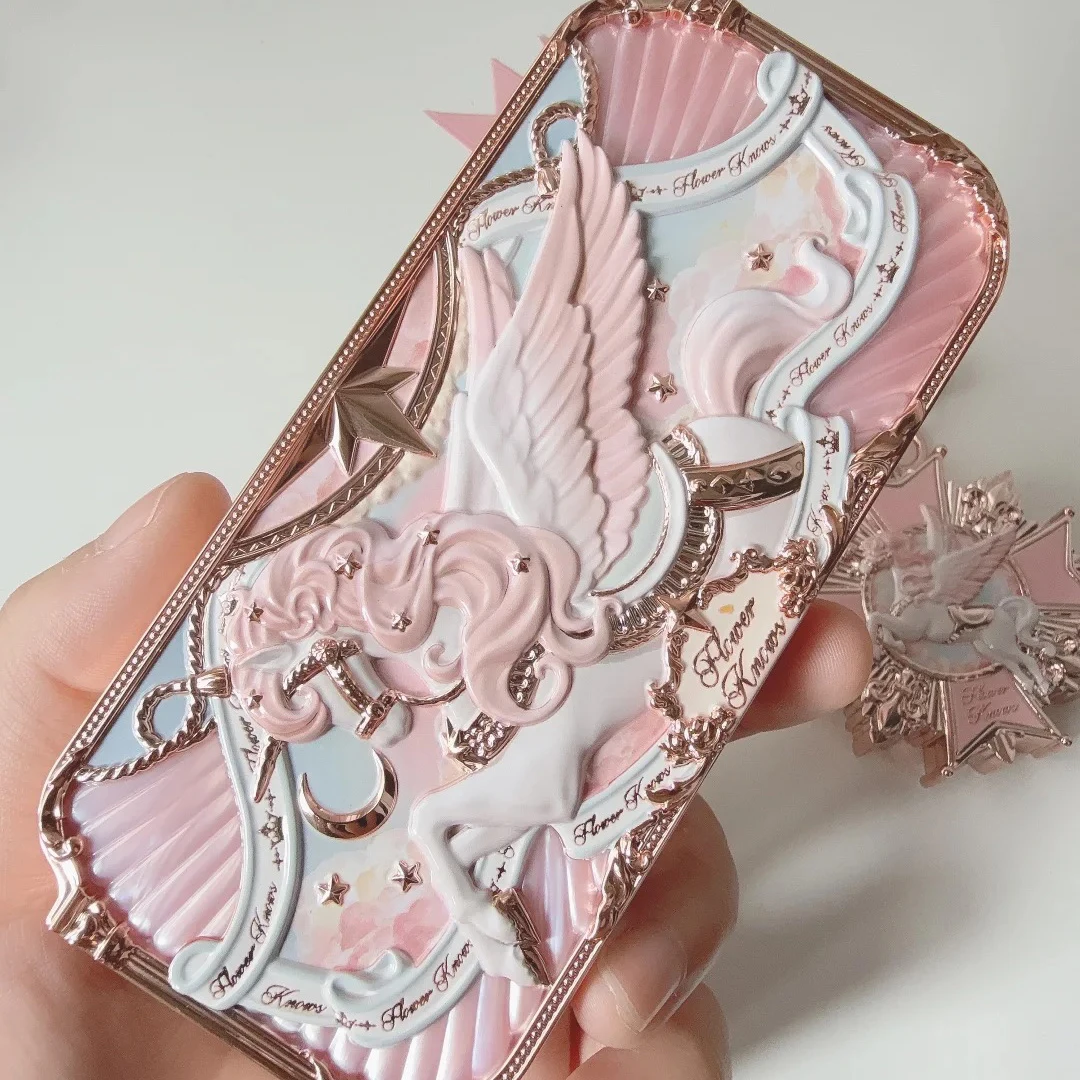 Flower Knows Knight Unicorn Paleta de Sombras de Ojos 6 Colores Acabado Satinado Mate y Brillante Alta Pigmentación Larga Duración Estilo Fairycore Maquillaje Soñado Regalo para Mujer