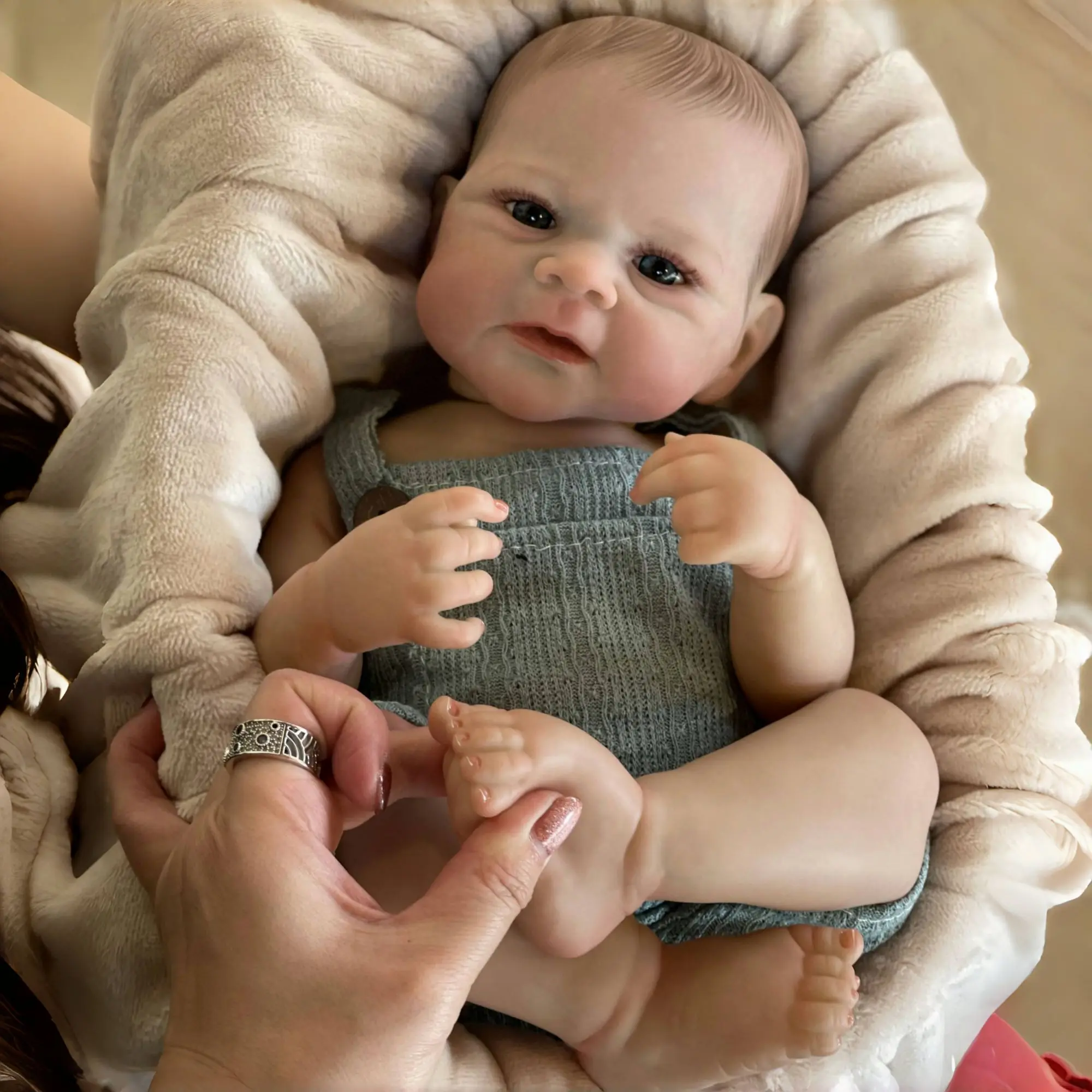 Muñecas OtardDolls Elijah Boy de 19 pulgadas, muñecas de vinilo de silicona suave de cuerpo completo, muñecas pintadas y lavables, juguetes para regalo de Navidad, Muñecas Reborn