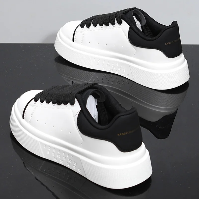 Fashion Men Skateboarding shoes Casual Sport Shoes Platform Sneakers Outdoor Breathable White Running Shoes Women Tennis Shoes