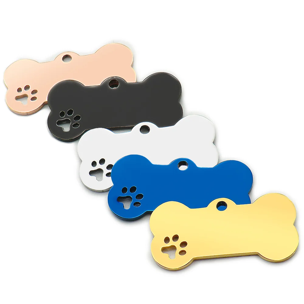 Venta al por mayor de 20 unidades de etiquetas de identificación personalizadas para mascotas, de acero inoxidable, con forma de hueso, grabadas con nombre, colgante para cachorros y perros, accesorios para mascotas.