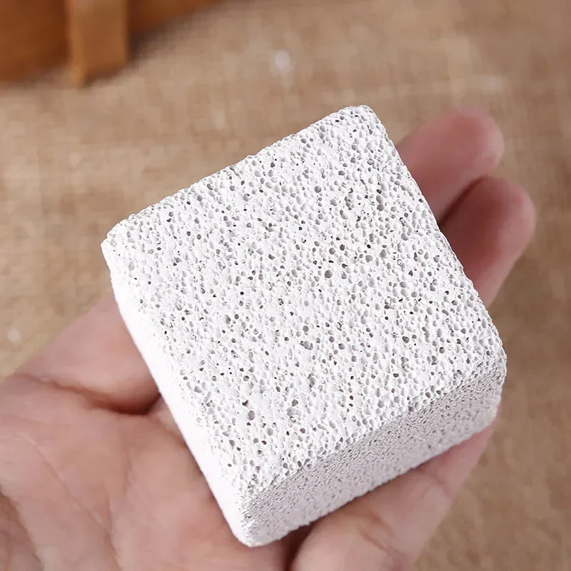 Piedra de molienda de dientes minerales naturales para mascotas pequeñas, roca volcánica Molar, hámster Conejo, cuidado Dental, suministros para mascotas, juguetes para masticar, 1PC
