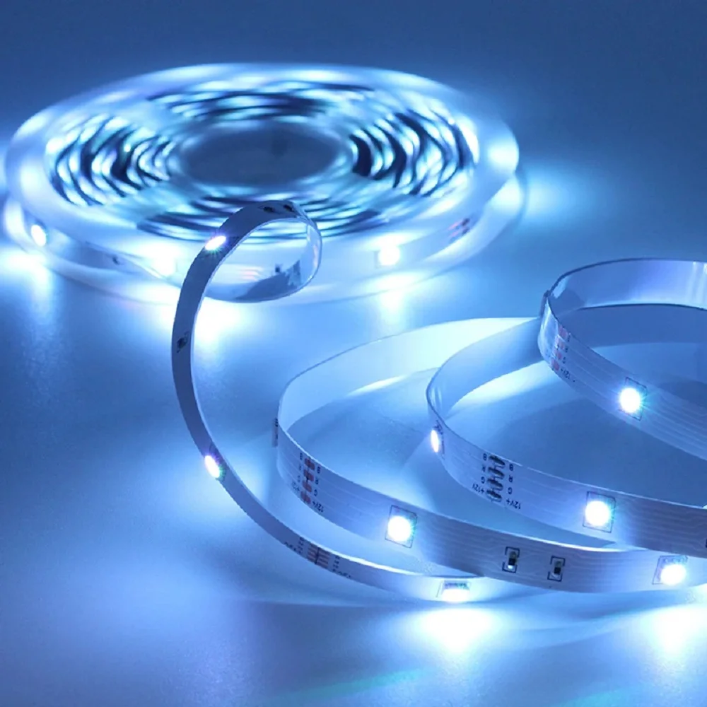 Tira de luces LED 5V1-5M RGB con USB 24 teclas Control remoto por infrarrojos para cambio de Color brillo SMD adecuado para decoración navideña