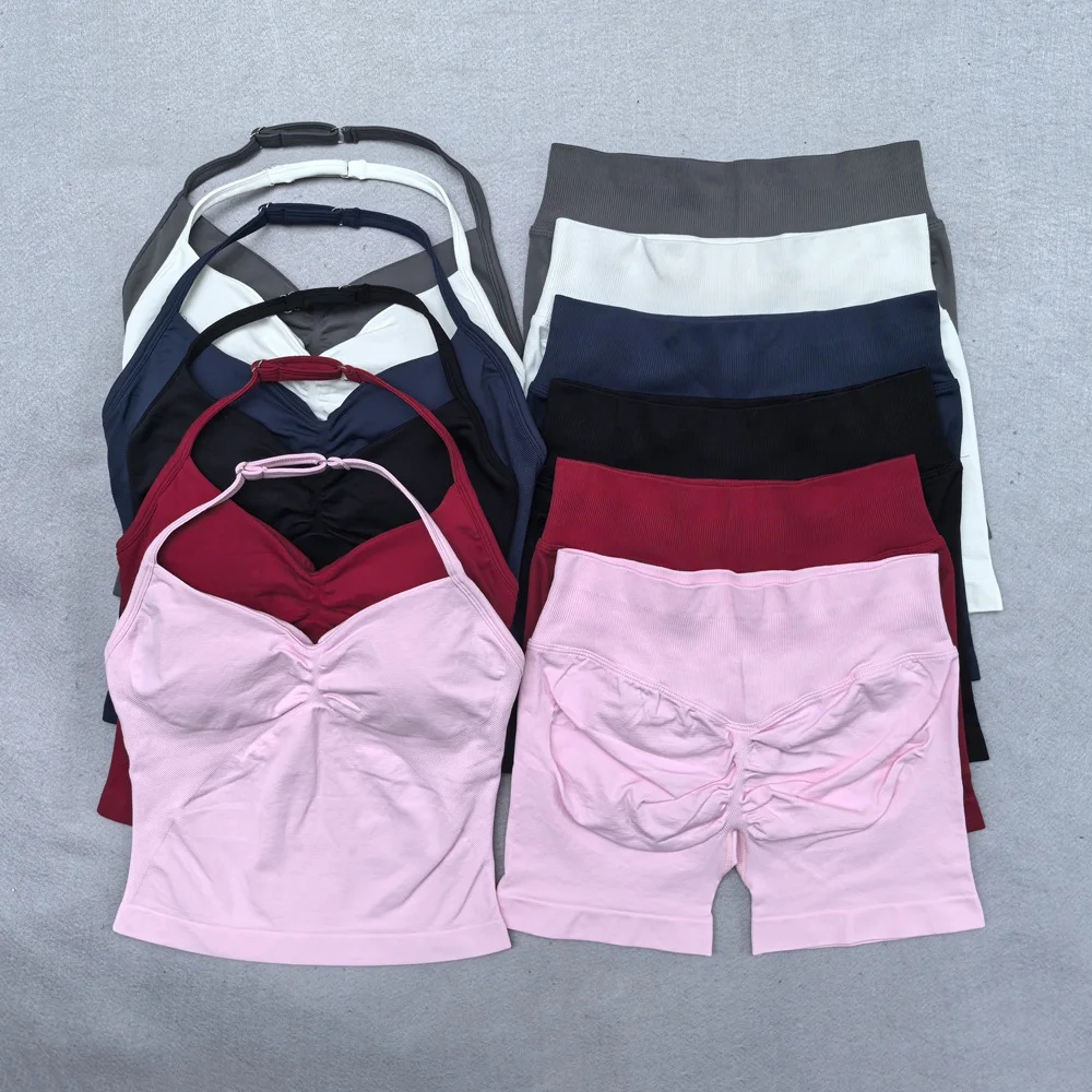 Conjunto de Yoga de 2 piezas para mujer, Tops con espalda descubierta y cuello Halter, pantalones cortos sin costuras de cintura alta, traje de gimnasio, ropa deportiva, conjuntos de entrenamiento