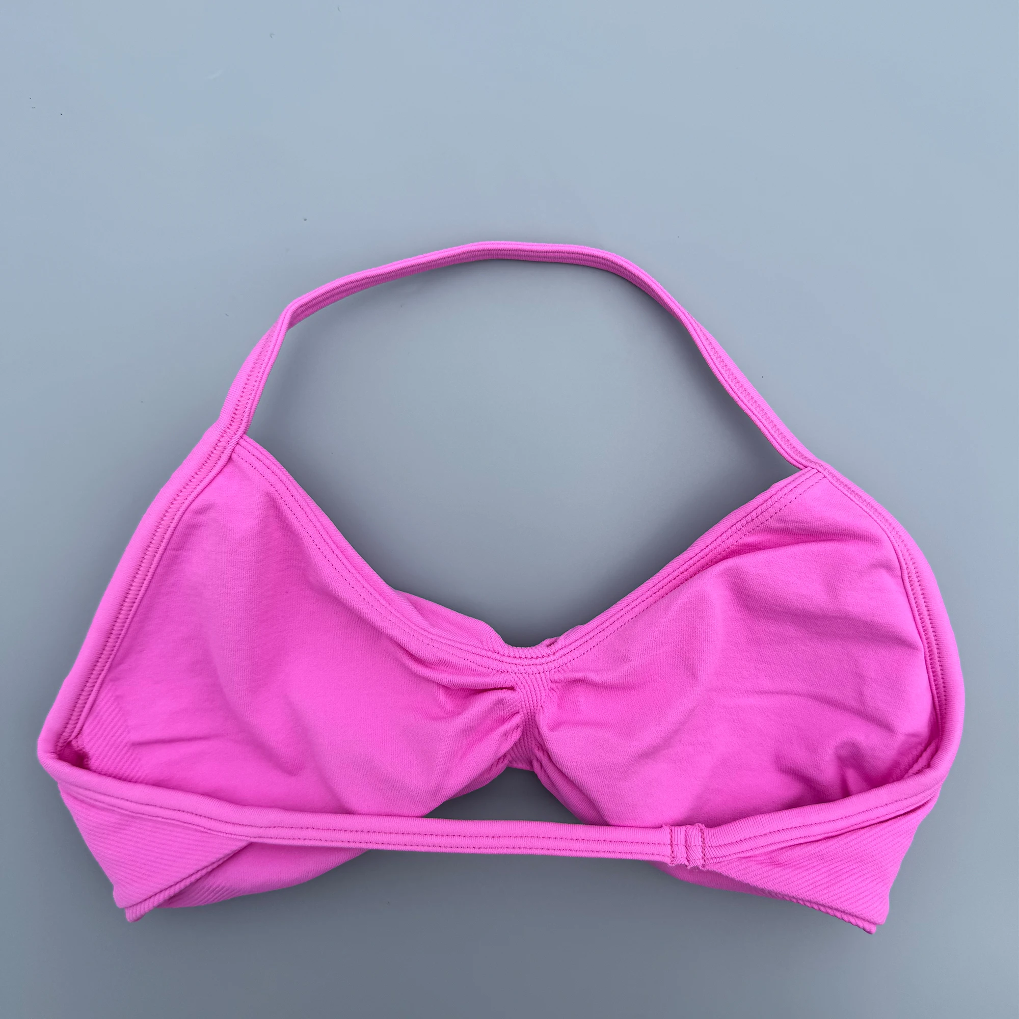 Conjunto Deportivo de 2 Piezas para Yoga y Gimnasio para Mujer, Sujetador Deportivo sin Costuras con Tirantes, Pantalones Cortos de Cintura Alta con Efecto Scrunch, Ropa Deportiva