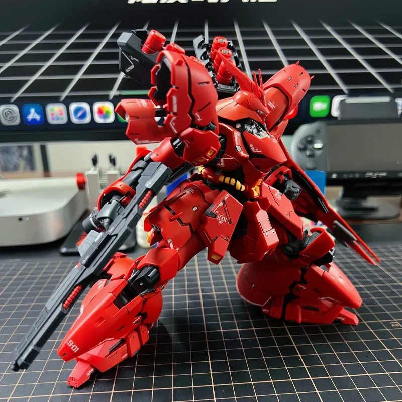 Sazabi RG 1/144 Kit de Montaje de Robot, Figuras de Acción, Juguetes de Rompecabezas para Niños, Regalo Coleccionable, Adorno de Escritorio, Muñeco con Adhesivos de Agua