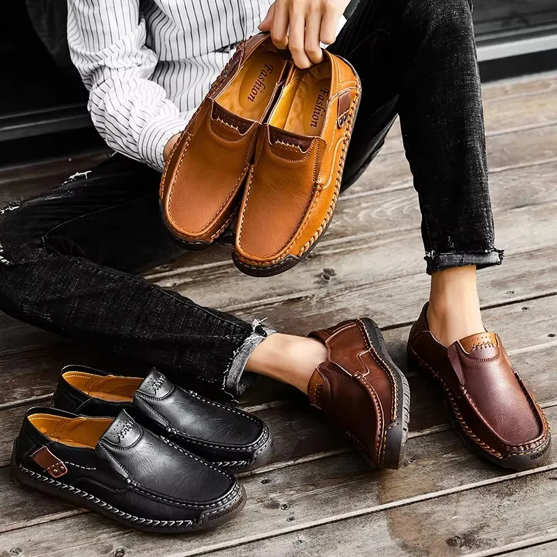 Nuevos zapatos informales a la moda para hombre, mocasines de cuero hechos a mano, zapatos cómodos para hombre, zapatos planos de conducción de cuero dividido de calidad, talla 48