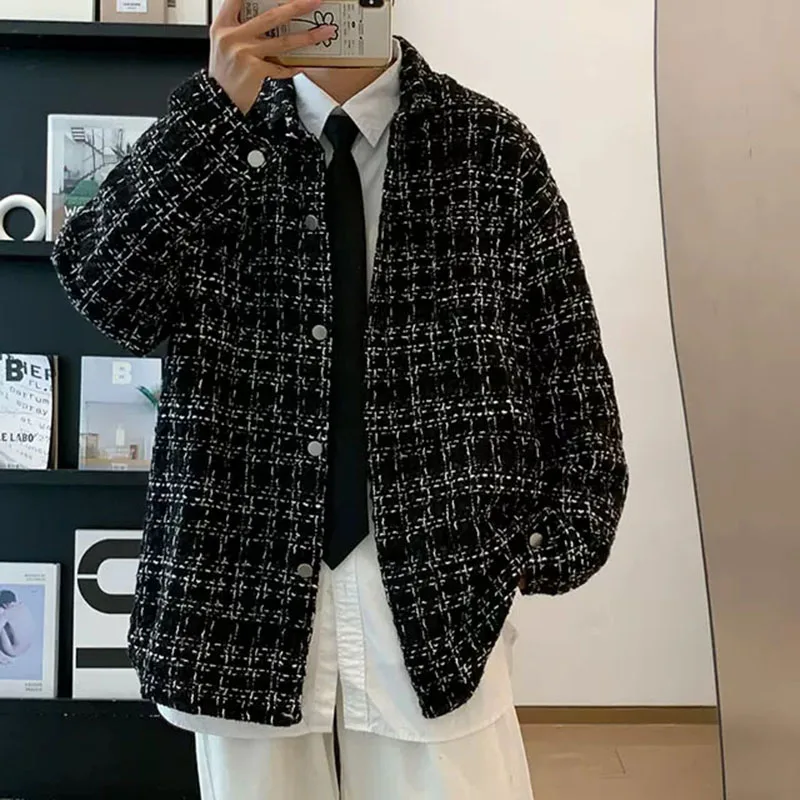 Chaqueta sin cuello ajustada de tweed de lana para primavera/otoño/invierno para hombre con diseño de franjas de diferente color para un look juvenil