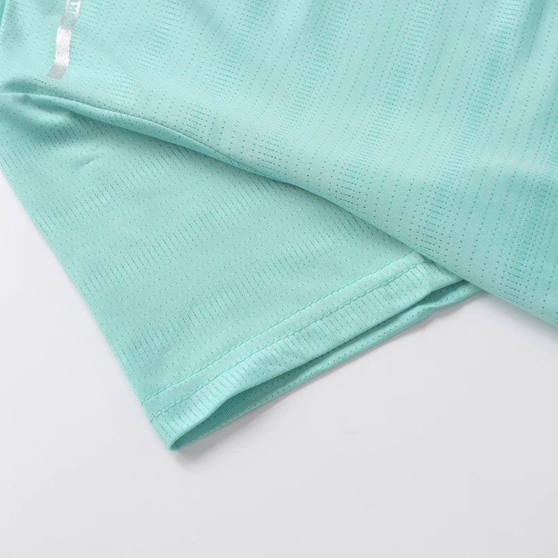 CHRLCK, camiseta de manga corta de malla para mujer, talla US/EU, para correr y hacer ejercicio, de color sólido, transpirable, con tira reflectante