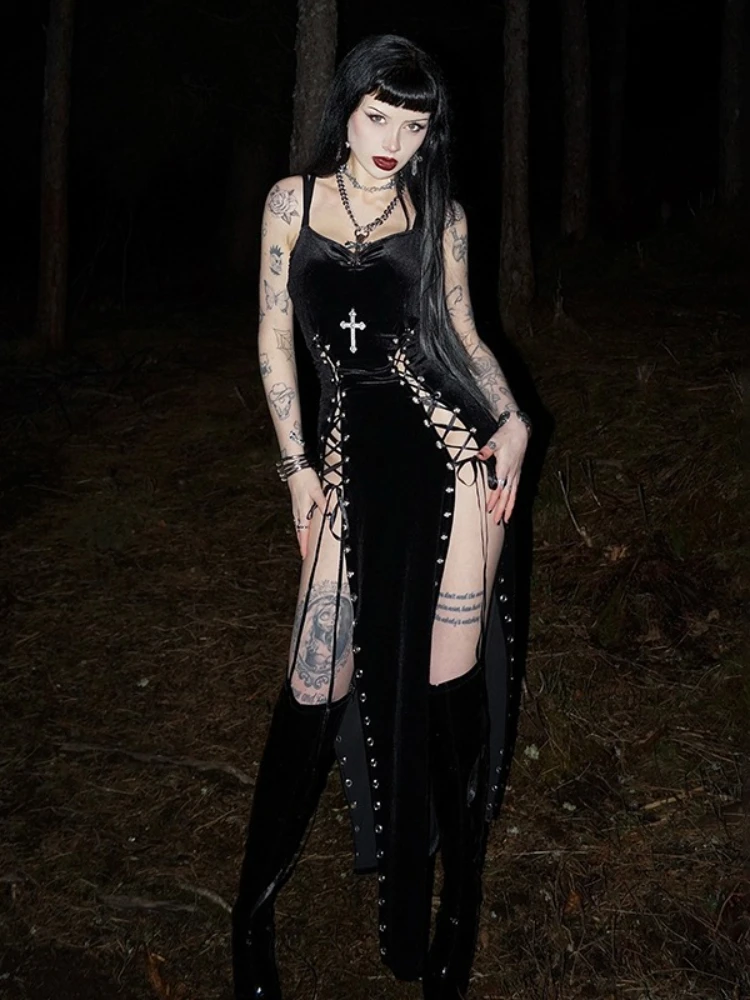 AltGoth-vestido gótico de terciopelo oscuro para mujer, ropa de calle Sexy Y2k E-girl Harajuku Grunge, vestido de fiesta con cordones dividido de cintura alta para mujer