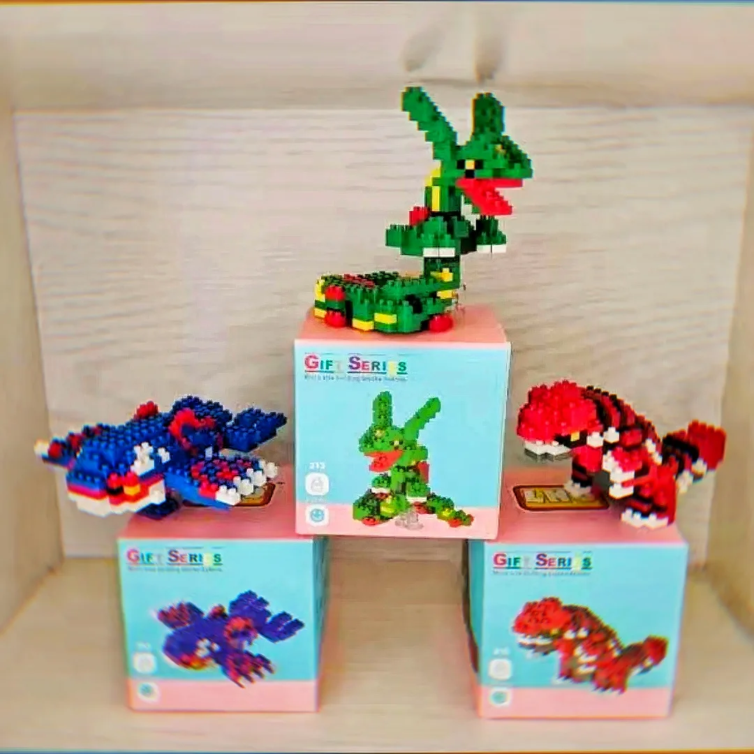 Bloques pequeños de Pokémon Nanoblock Charizard Kyogre Groudon Rayquaza, modelo educativo, juguetes gráficos para niños, juguetes de regalo de cumpleaños
