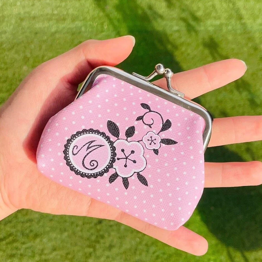 Monedero de Cosplay de Personaje de Anime para Mujer, con Estampado de Flores Rosadas, Bolso de Mano Portátil, Accesorio para Fiesta de Halloween