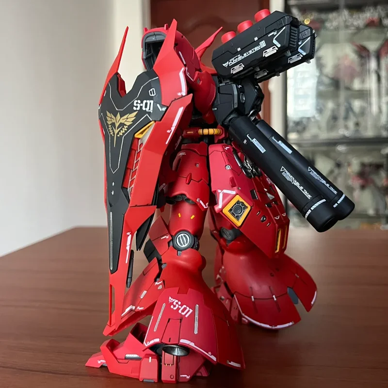 Sazabi RG 1/144 Kit de Montaje de Robot, Figuras de Acción, Juguetes de Rompecabezas para Niños, Regalo Coleccionable, Adorno de Escritorio, Muñeco con Adhesivos de Agua