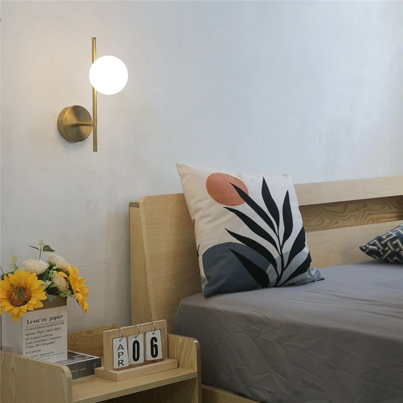 Lámparas de pared Led modernas, luces de pared doradas para interiores con bola redonda de cristal lechoso, luces de pared para cabecera, bombillas dobles G9 con bombilla