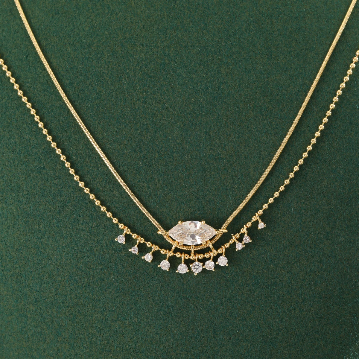 Collar de Cobre de Lujo para Mujer con Gemas Artificiales Marquise y Diseño de Borla, Ideal para Bodas y Banquetes