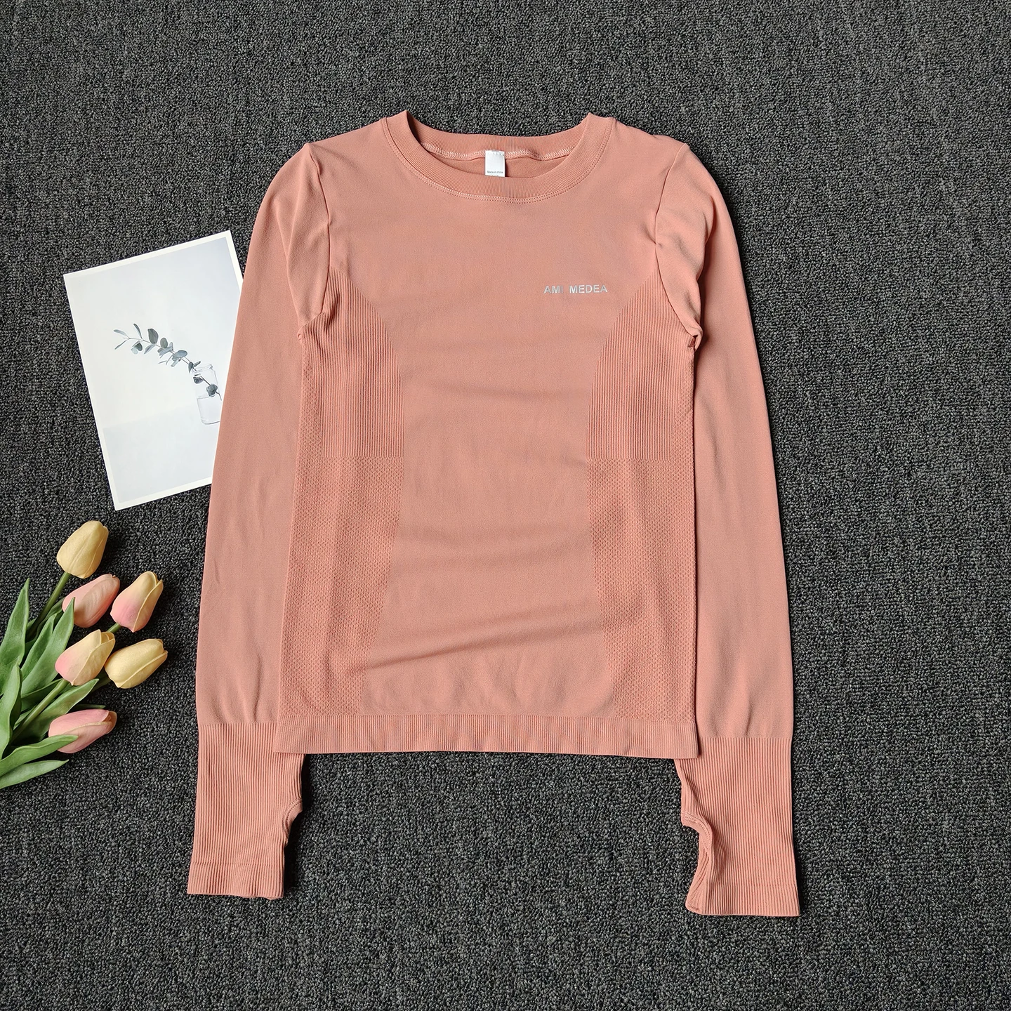 Top de entrenamiento de compresión para mujer, camiseta de fitness transpirable y de secado rápido de manga larga para correr, yoga y entrenar