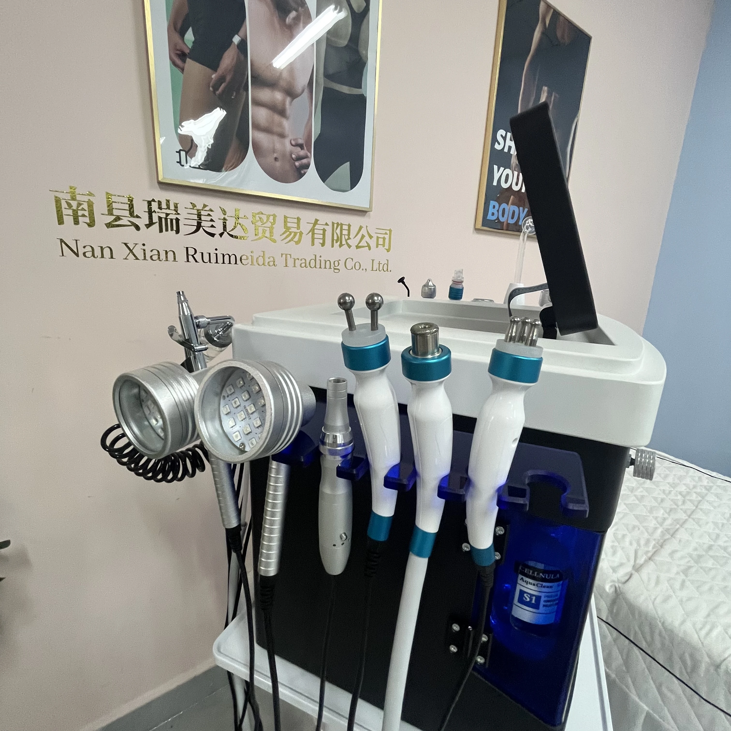 Máquina Profesional 14 en 1 para el Cuidado de la Piel, Limpieza Profunda, Eliminación de Puntos Negros, Reafirmación de la Piel, Aclaramiento, Dispositivo para Reducir Poros