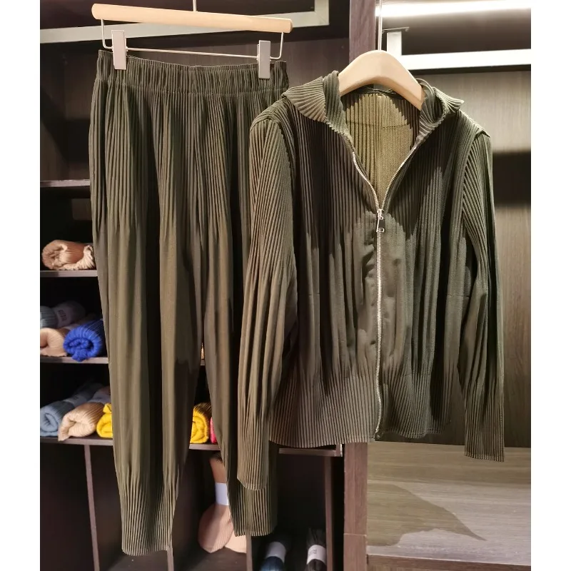 Conjunto de Chaqueta Plisada Miyake 2026 para Mujer, Chaqueta con Capucha Informal y Versátil, Pantalones Harlan Elásticos, Conjunto de 2 Piezas para el Día a Día