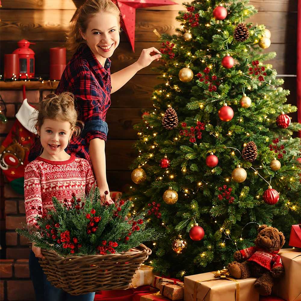 50 Piezas de Ramas de Pino Artificiales Navideñas, Tallos de Bayas Rojas, Piñas y Agujas de Pino para Manualidades, Guirnaldas, Coronas y Decoración Navideña del Hogar