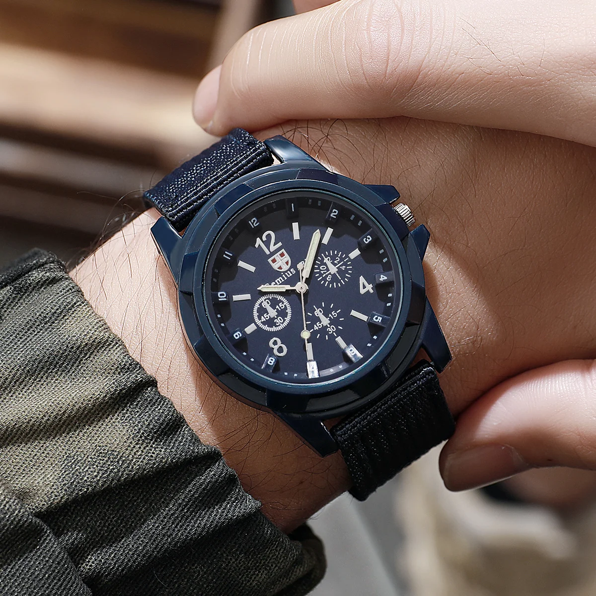 Conjunto de relojes militares para hombre, reloj deportivo informal de cuarzo con banda de nailon, reloj Masculino (sin caja), 4 Uds.
