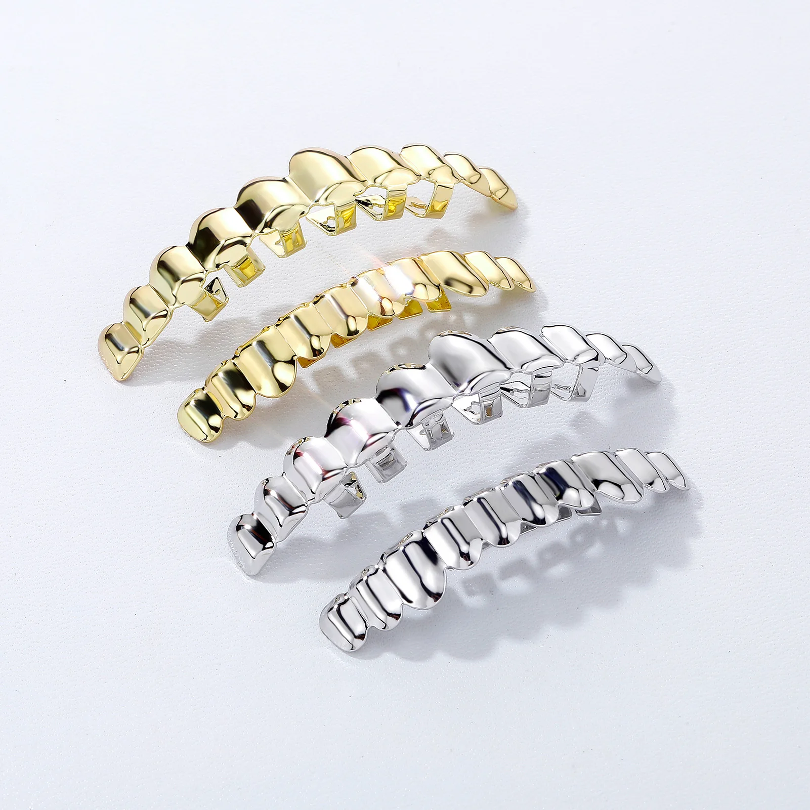 TOPGRILLZ Juego de 2 Piezas de Grillz Hip Hop Sin Piedras, Acabado Espejo Sólido, 10 Dientes, Joyería Clásica para Hombres y Mujeres