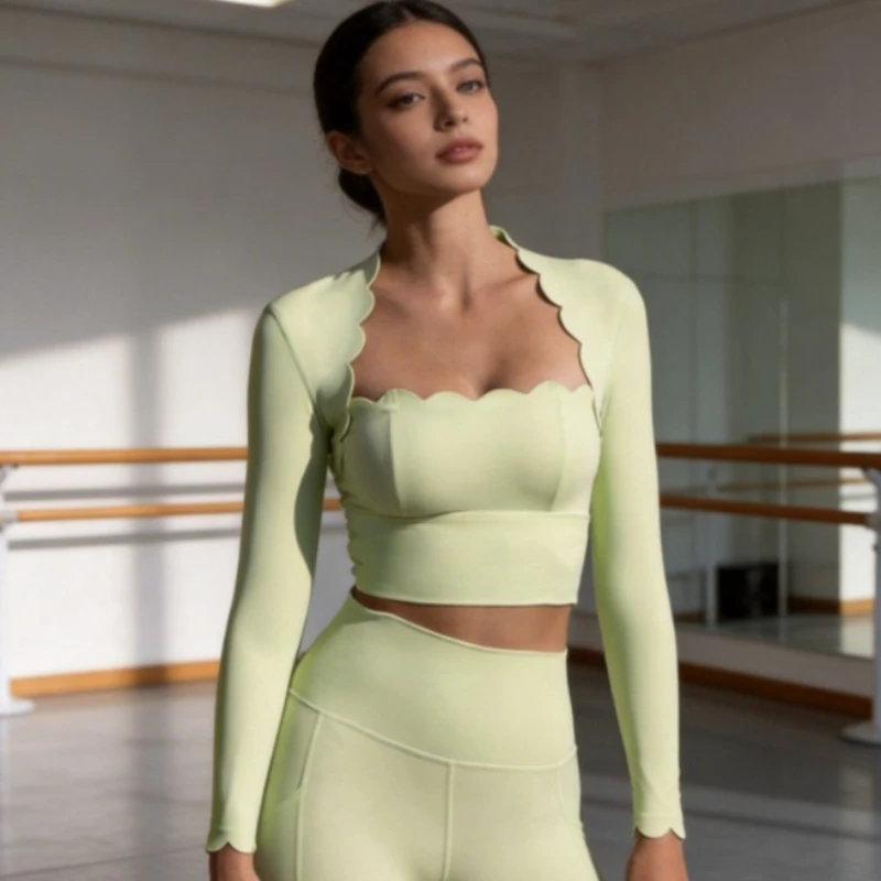 Camiseta Deportiva de Yoga Ajustada con Cuello Cuadrado y Manga Larga, Top de Gimnasio con Borde Ondulado, Ropa Deportiva Negra para Mujer 2026