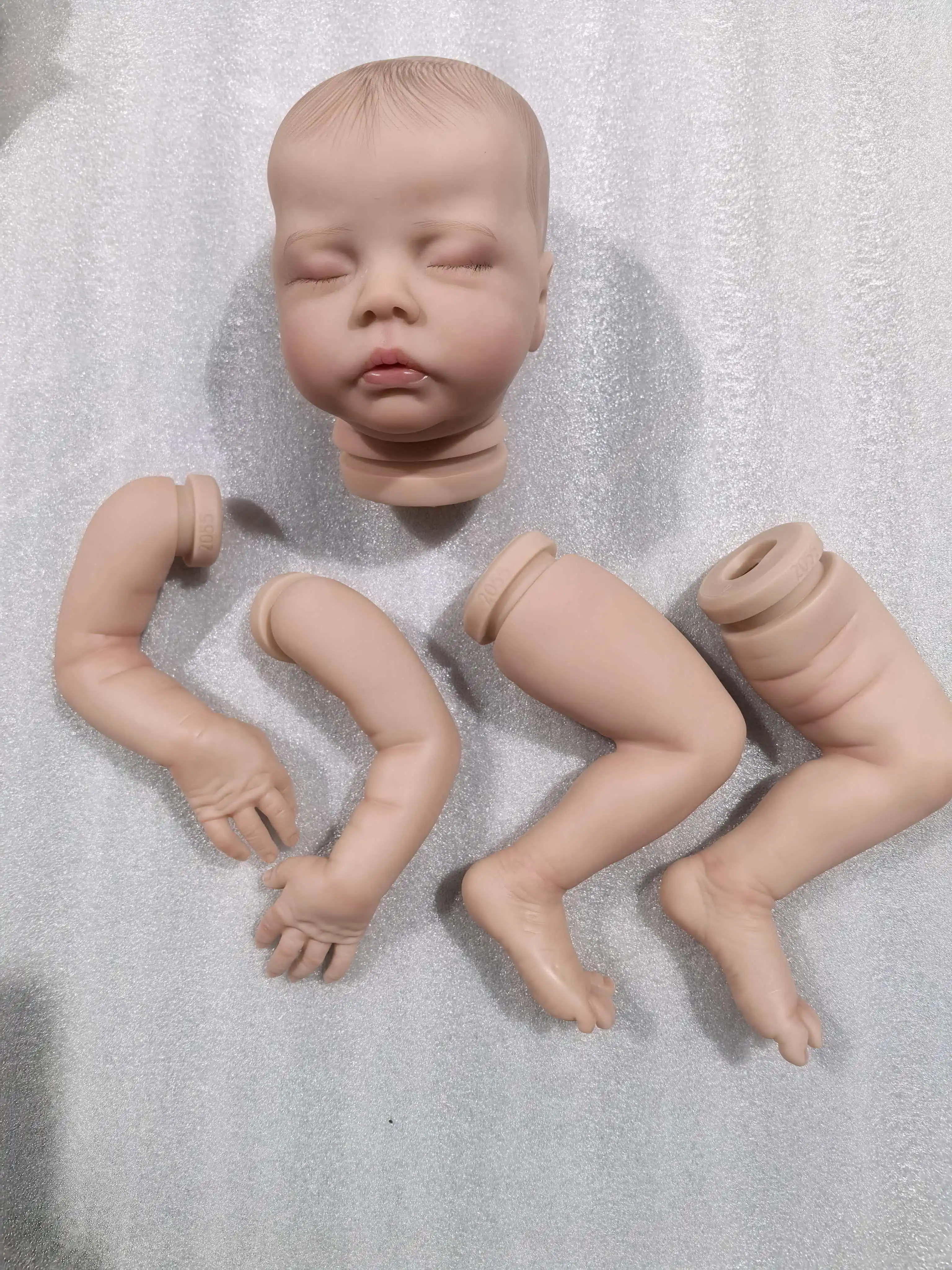 NPK 18 pulgadas ya pintado Dormir Bebe Deliah Kits de muñecas muñeca Reborn sin montar DIY Kit de muñeca Reborn regalo para niños